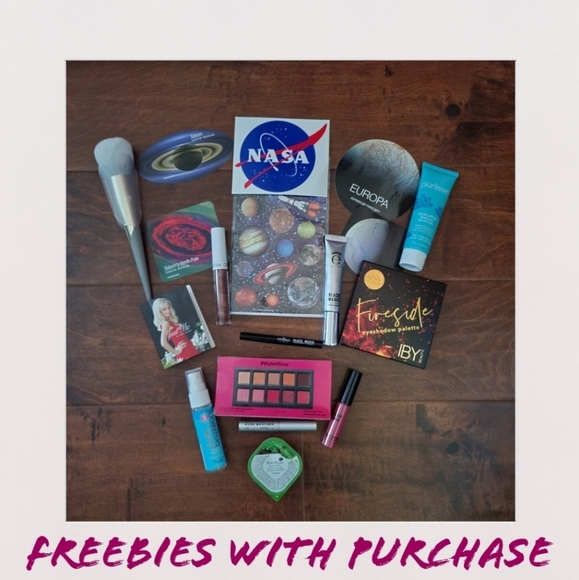 BCBG MaxAzria Black Box Real Leather Clut… - Picture 7 of 9